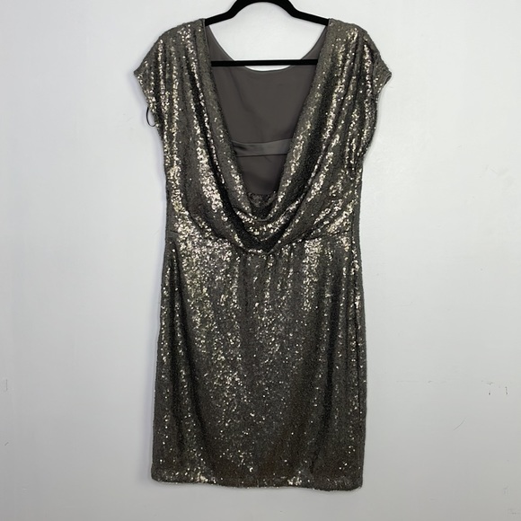 Vera Wang sequins open cowl back mini cocktail dress - Picture 7 of 12